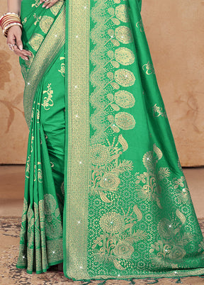 Green Spun Silk Saree With Blouse Piece