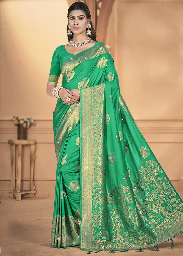 Green Spun Silk Saree With Blouse Piece