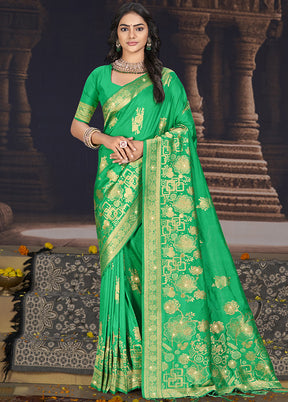 Light Green Spun Silk Saree With Blouse Piece