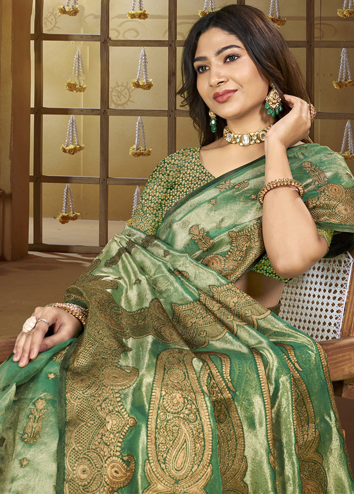 Green Spun Silk Saree With Blouse Piece