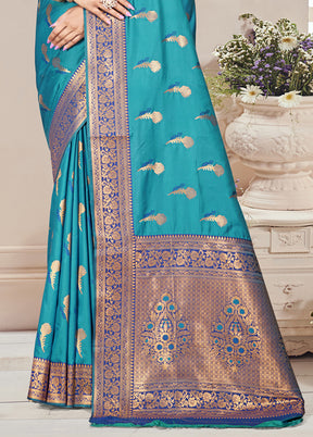 Blue Spun Silk Saree With Blouse Piece