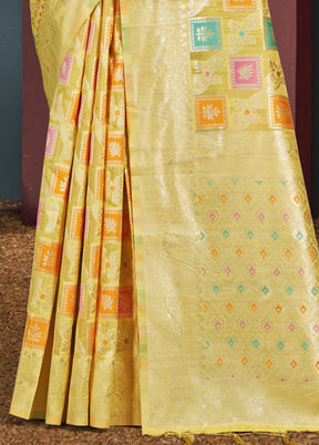 Multicolor Cotton Saree With Blouse Piece