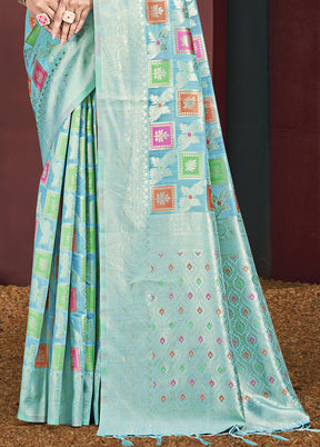 Multicolor Cotton Saree With Blouse Piece