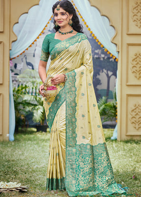 Cream Spun Silk Saree With Blouse Piece