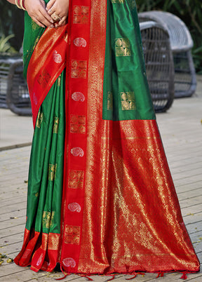 Green Spun Silk Saree With Blouse Piece