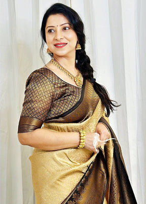 Cream Spun Silk Saree With Blouse Piece