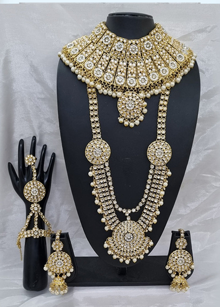 Cream Alloy Jewellery Set