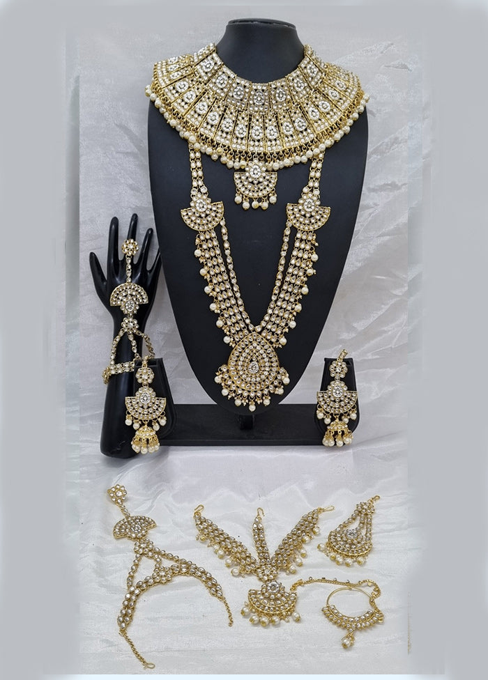 Cream Alloy Jewellery Set