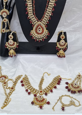 Maroon Alloy Jewellery Set