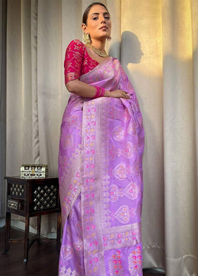 Lavender Banarasi Silk Saree With Blouse Piece