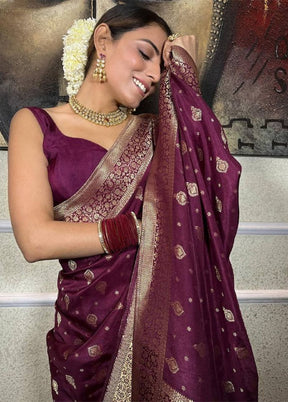 Wine Banarasi Silk Saree With Blouse Piece