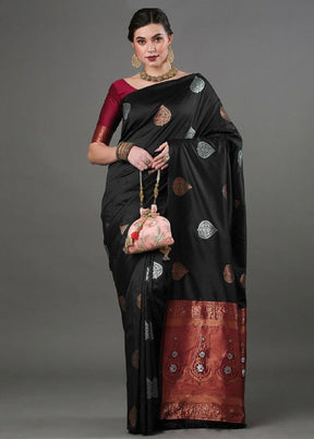 Black Banarasi Silk Saree With Blouse Piece