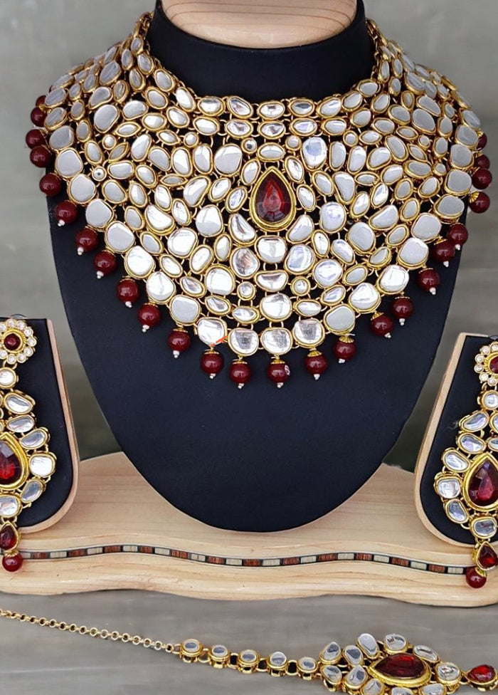 Maroon Alloy Jewellery Set