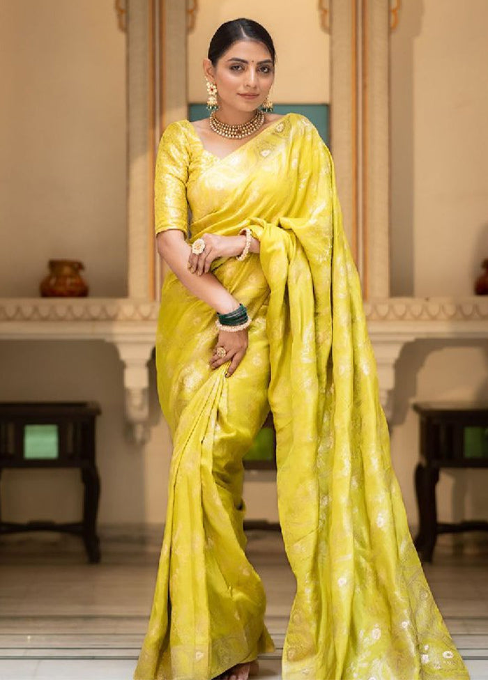 Yellow Banarasi Silk Saree With Blouse Piece