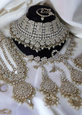 White Alloy Jewellery Set