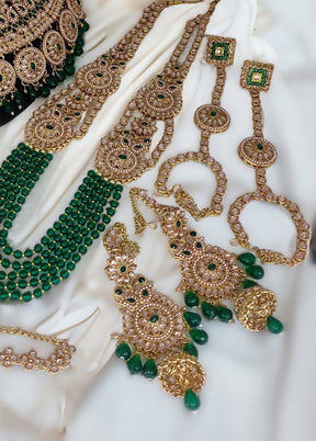 Green Alloy Jewellery Set - Main Image