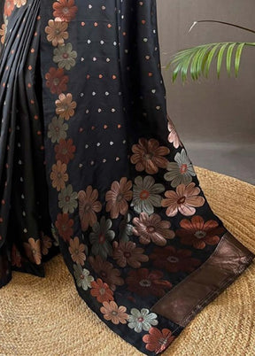 Black Banarasi Silk Saree With Blouse Piece