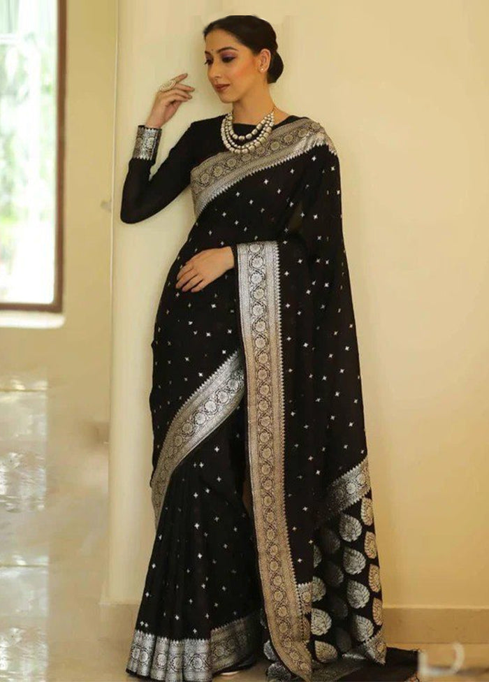 Black Banarasi Silk Saree With Blouse Piece