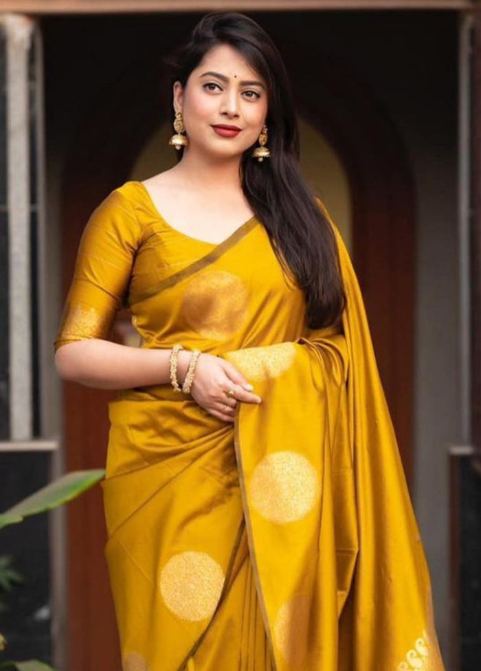 Yellow Banarasi Silk Saree With Blouse Piece