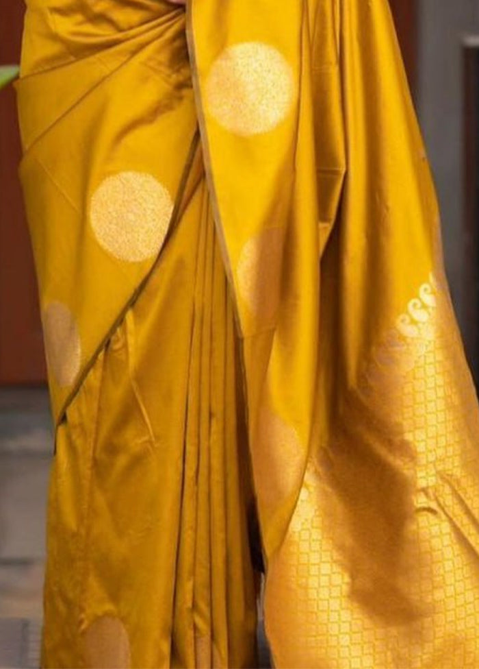 Yellow Banarasi Silk Saree With Blouse Piece