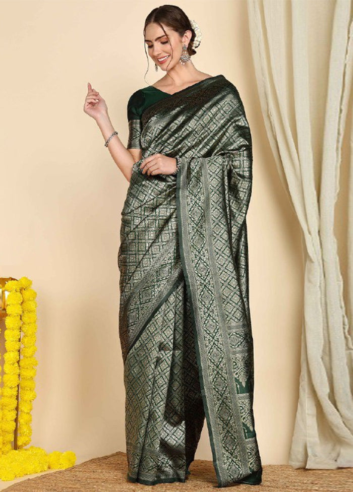 Dark Green Banarasi Silk Saree With Blouse Piece