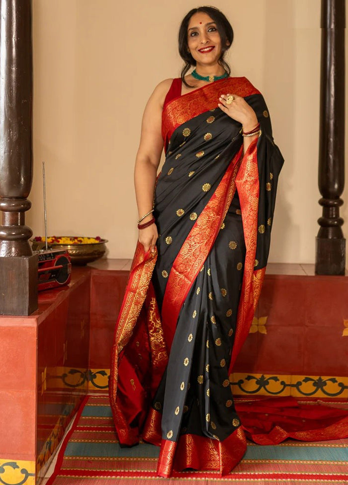 Black Banarasi Silk Saree With Blouse Piece