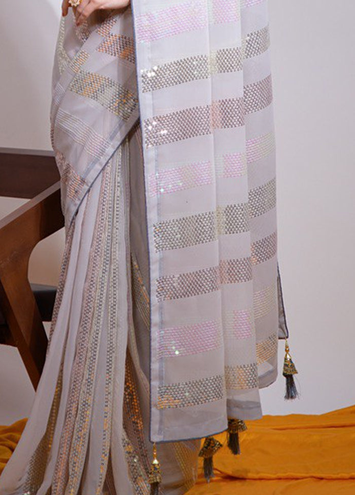 Grey Georgette Saree With Blouse Piece