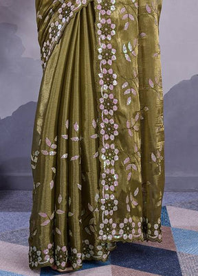 Mehendi Green Dupion Silk Saree With Blouse Piece