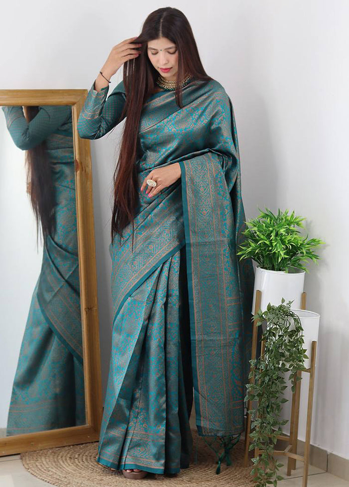 Rama Banarasi Silk Saree With Blouse Piece