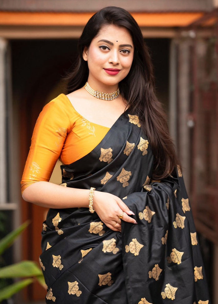 Black Banarasi Silk Saree With Blouse Piece