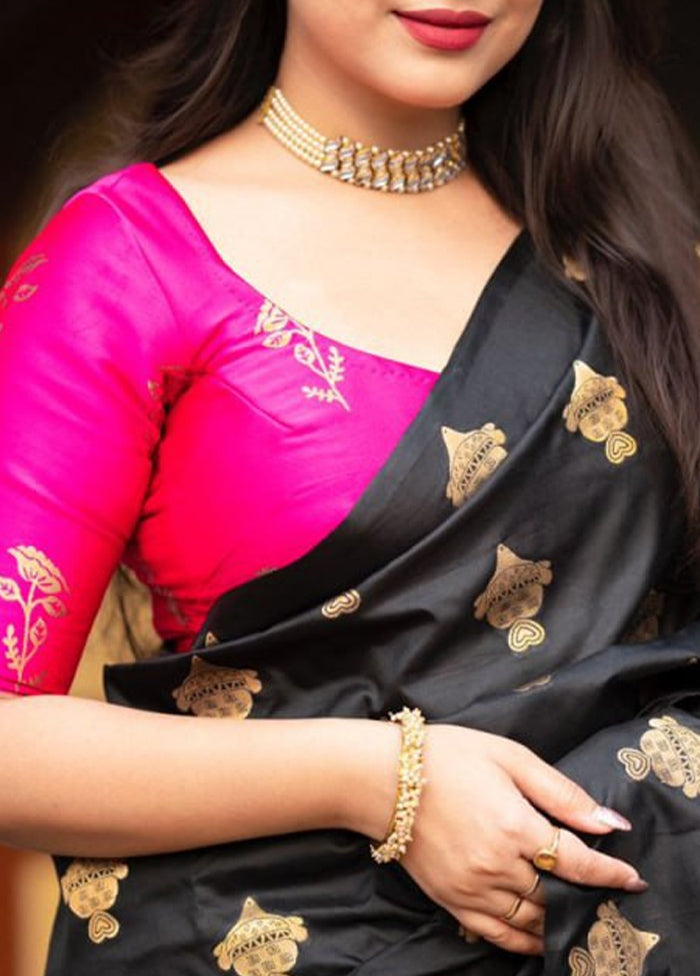 Black Banarasi Silk Saree With Blouse Piece