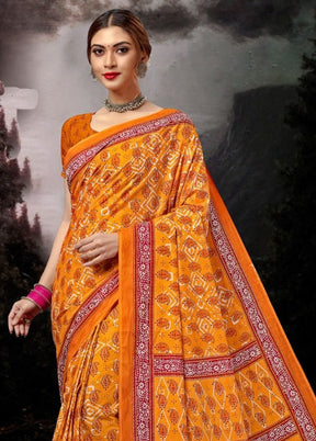 Multicolor Cotton Saree With Blouse Piece