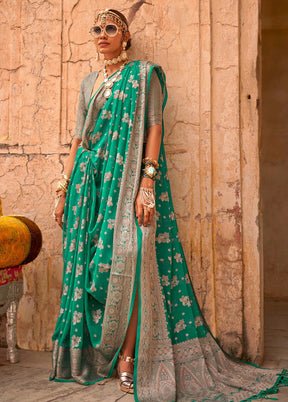 Mint Green Georgette Saree With Blouse Piece