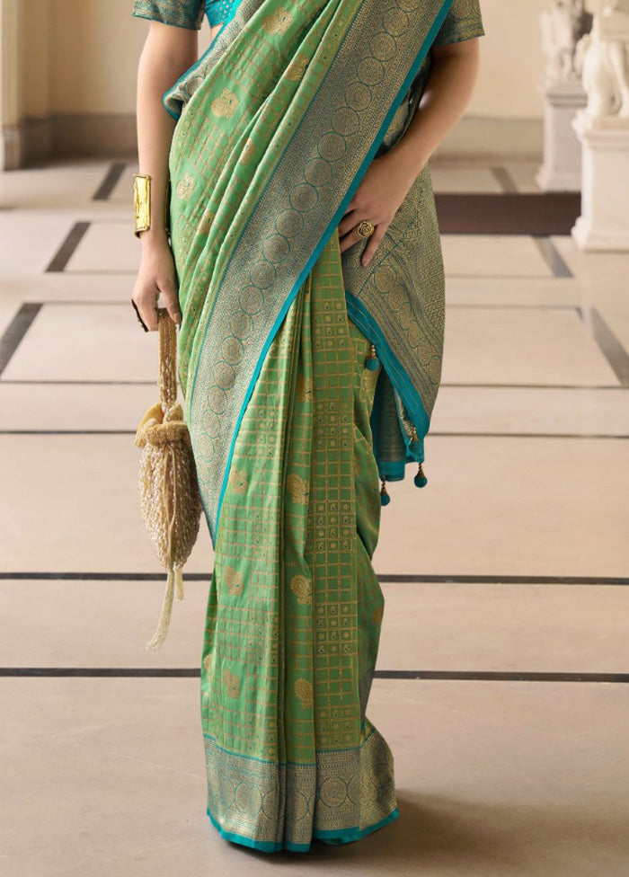 Green Banarasi Silk Saree With Blouse Piece