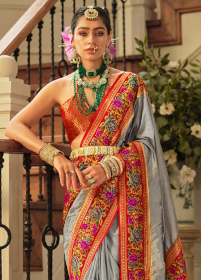 Grey Banarasi Silk Saree With Blouse Piece