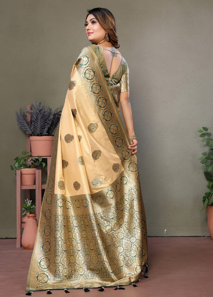 Cream Spun Silk Saree With Blouse Piece