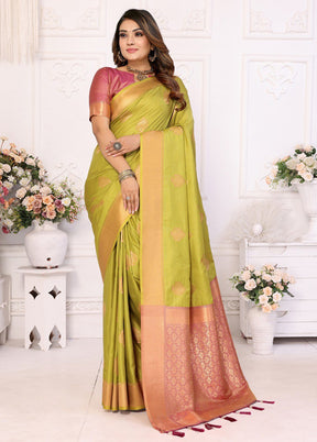 Light Green Spun Silk Saree With Blouse Piece