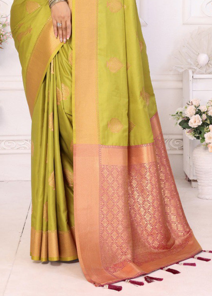 Light Green Spun Silk Saree With Blouse Piece