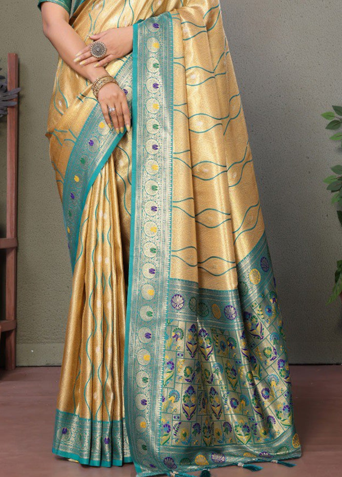 Cream Banarasi Silk Saree With Blouse Piece