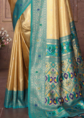 Golden Banarasi Silk Saree With Blouse Piece