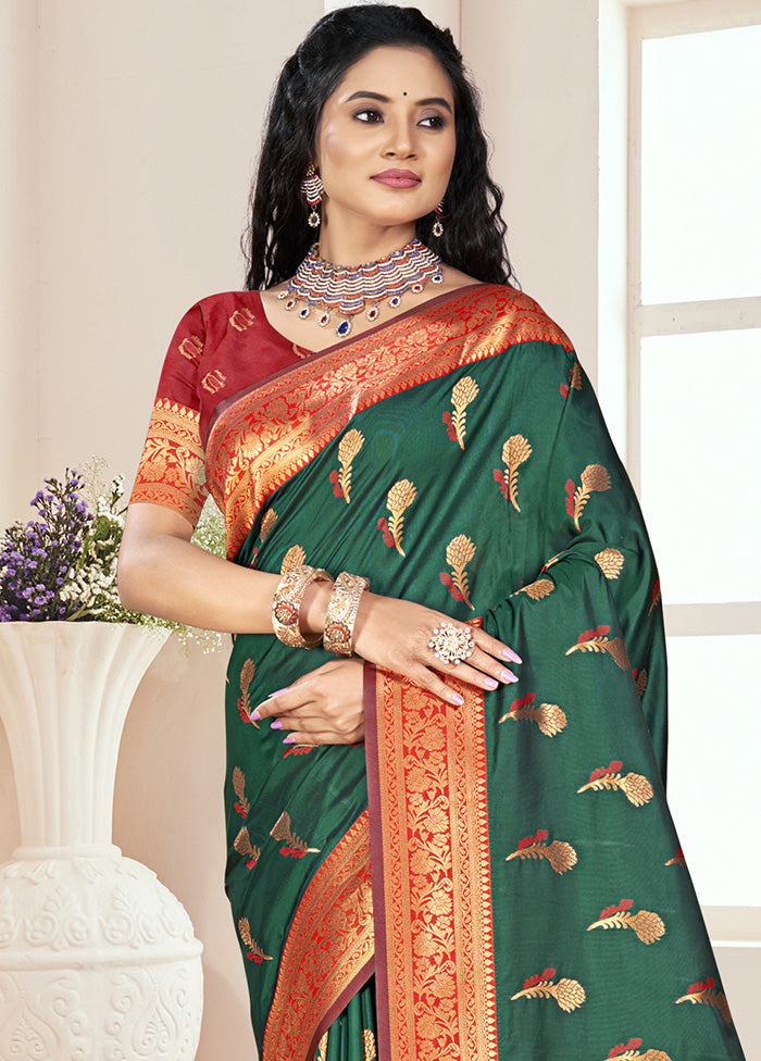 Green Spun Silk Saree With Blouse Piece