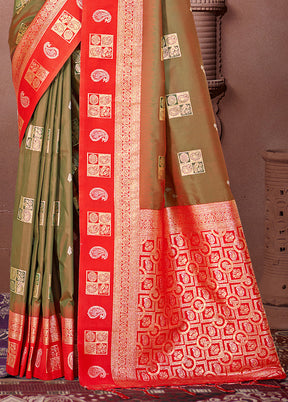 Olive Green Spun Silk Saree With Blouse Piece