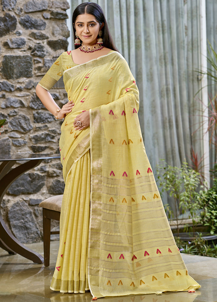 Light Yellow Cotton Saree With Blouse Piece