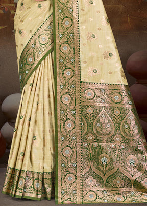 Cream Spun Silk Saree With Blouse Piece