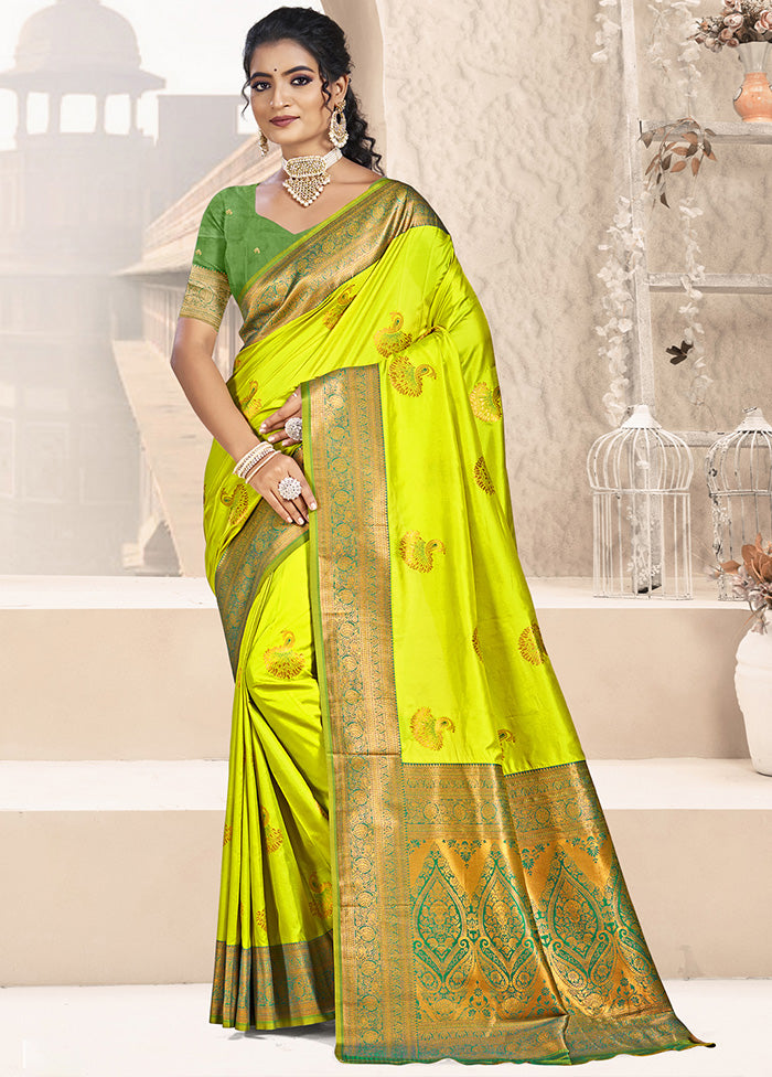 Parrot Green Spun Silk Saree With Blouse Piece