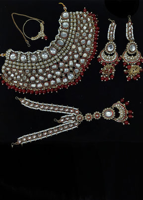 Maroon Alloy Jewellery Set