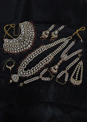 Maroon Alloy Jewellery Set