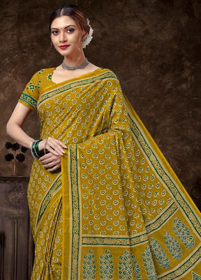 Multicolor Cotton Saree With Blouse Piece