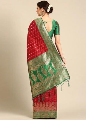 Red Banarasi Silk Saree With Blouse Piece