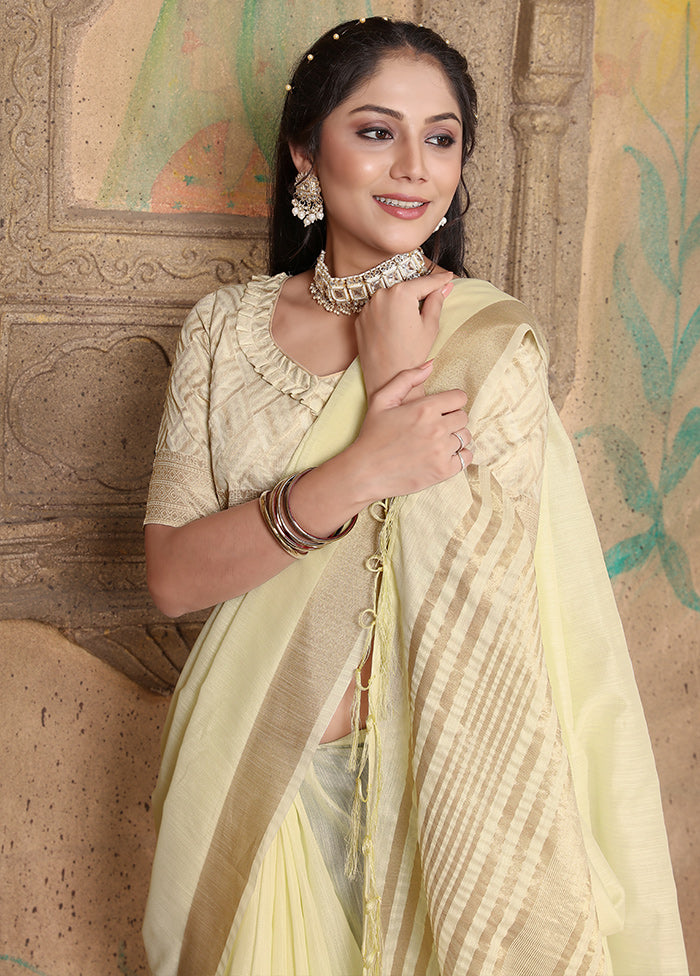 Off White Silk Saree With Blouse Piece - Indian Silk House Agencies